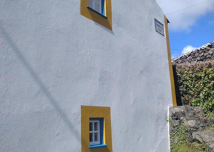 Casa Da Lapa * أنغرا دو إِراويزو